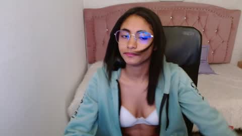 shanelle online show from February 2025 06:08:01 AM