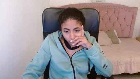 shanelle online show from March 2025 10:00:02 AM