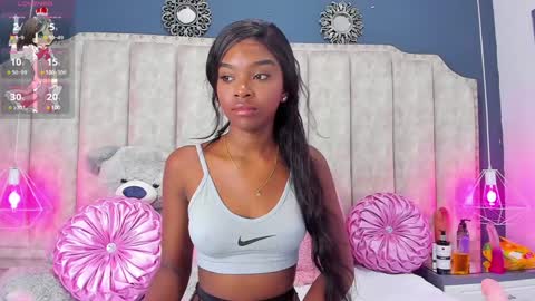 Shanel online show from December 2024 01:58:01 PM