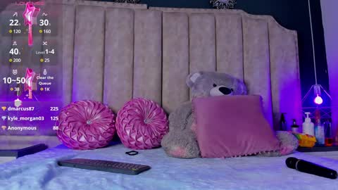 Shanel online show from January 2025 04:27:02 PM