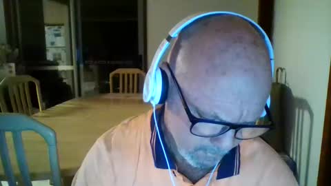 Snapshot of shaneo781570 chatting on April 2026 05:52:01 PM shaneo781570 online show from April 2026 05:52:01 PM