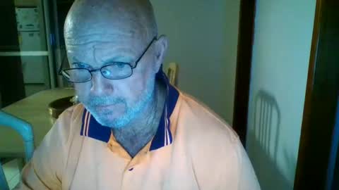 Snapshot of shaneo781570 chatting on May 2026 06:53:01 PM shaneo781570 online show from May 2026 06:53:01 PM
