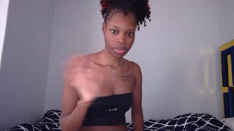 Snapshot of shania_sleigh chatting on January 2025 09:19:01 AM shania_sleigh online show from January 2025 09:19:01 AM