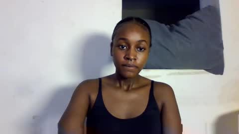 Snapshot of shania_sleigh chatting on April 2026 01:36:02 PM shania_sleigh online show from April 2026 01:36:02 PM