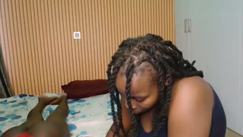 Snapshot of shaniz_shallet chatting on November 2025 04:33:02 AM Shaniz online show from November 2025 04:33:02 AM