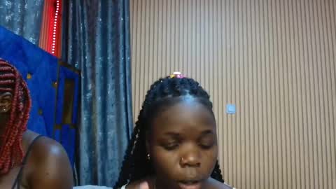 Snapshot of shaniz_shallet chatting on November 2025 07:46:02 PM Shaniz online show from November 2025 07:46:02 PM