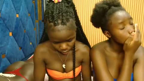 Snapshot of shaniz_shallet chatting on November 2025 03:53:02 AM Shaniz online show from November 2025 03:53:02 AM