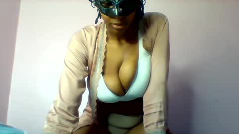 shanizz online show from March 2026 06:36:01 PM