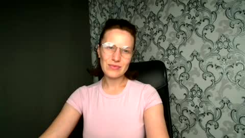 Snapshot of shannen_sweet chatting on July 2026 11:18:01 AM Shannen online show from July 2026 11:18:01 AM