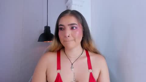 Shanntal  online show from September 2025 07:36:02 PM