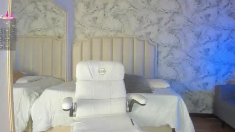 Shantal online show from December 2025 03:24:01 AM