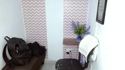 Dayana online show from June 2026 05:24:02 PM