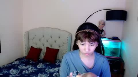 SHANTA FOX  s online show from March 2026 01:40:02 PM