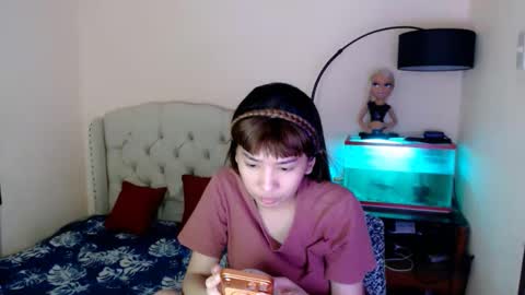 SHANTA FOX  s online show from March 2026 02:01:01 PM