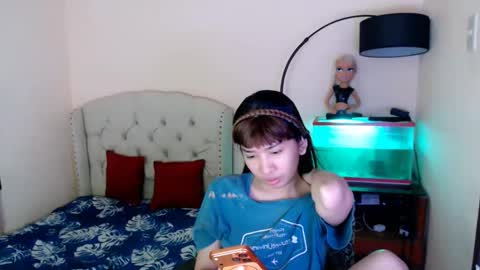 SHANTA FOX  s online show from March 2026 01:38:02 PM