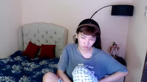 Snapshot of shantalfoxxy chatting on May 2026 02:13:01 PM SHANTA FOX s online show from May 2026 02:13:01 PM