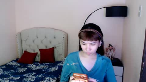 SHANTA FOX  s online show from July 2026 01:43:01 AM