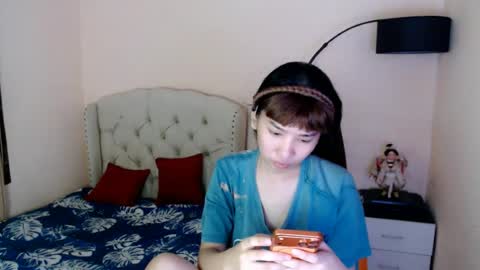 SHANTA FOX  s online show from July 2026 01:20:01 AM
