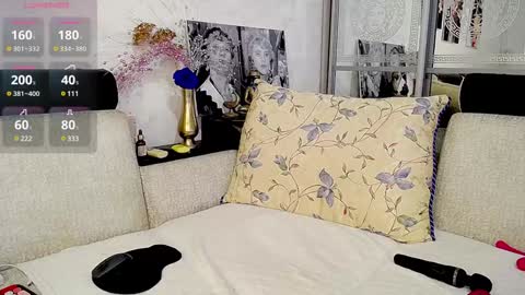 Snapshot of shantimoon chatting on February 2025 10:55:01 PM Natalya online show from February 2025 10:55:01 PM