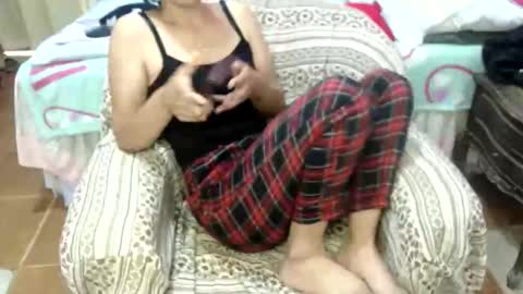 Snapshot of shanyflores5 chatting on April 2026 12:04:01 PM shanyflores5 online show from April 2026 12:04:01 PM