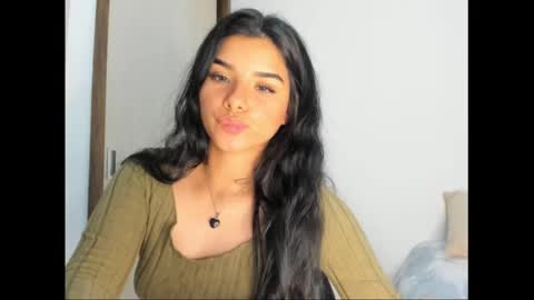 Snapshot of shara_jones chatting on February 2025 05:14:02 AM Sara online show from February 2025 05:14:02 AM