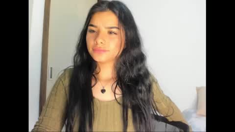 Snapshot of shara_jones chatting on February 2025 08:41:01 AM Sara online show from February 2025 08:41:01 AM