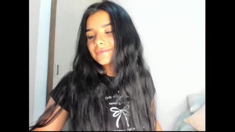 Snapshot of shara_jones chatting on March 2025 06:12:02 AM Sara online show from March 2025 06:12:02 AM