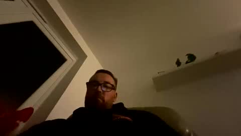 Snapshot of sharksboy16 chatting on November 2025 08:25:02 PM Sharksboy online show from November 2025 08:25:02 PM