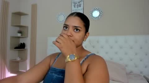 Snapshot of sharlot_evans_ chatting on July 2026 12:08:01 PM Sharlot online show from July 2026 12:08:01 PM