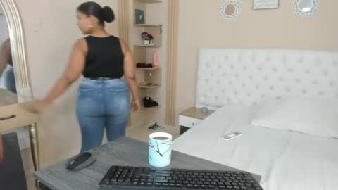 Snapshot of sharlot_evans_ chatting on August 2026 12:18:02 PM Sharlot online show from August 2026 12:18:02 PM
