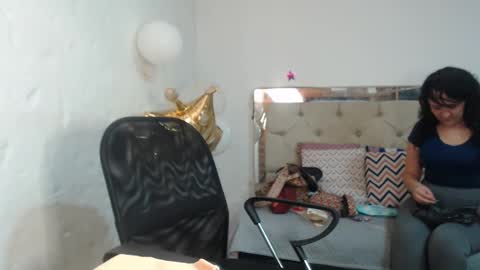 Snapshot of sharlotte__jones chatting on January 2025 02:56:02 PM Sara online show from January 2025 02:56:02 PM