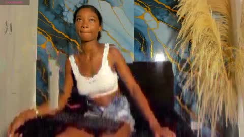 sharlotte_devereux online show from May 2026 09:01:01 PM