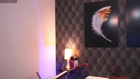 Sharom  online show from November 2025 07:13:02 PM