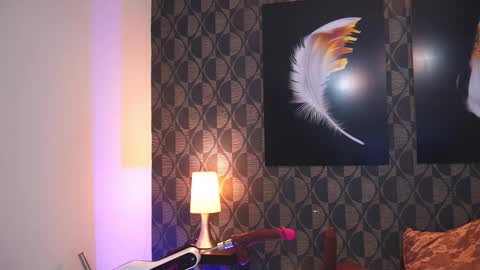 Sharom  online show from February 2026 07:41:02 PM