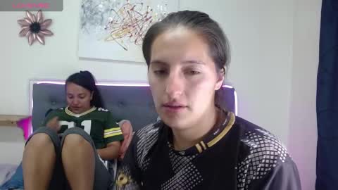 sharon_and_kloe online show from September 2025 02:28:02 PM