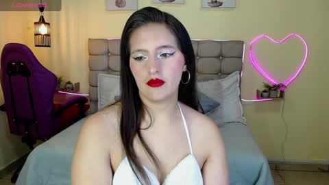 Snapshot of sharon_makelove chatting on June 2026 06:36:01 PM ESTEFI online show from June 2026 06:36:01 PM