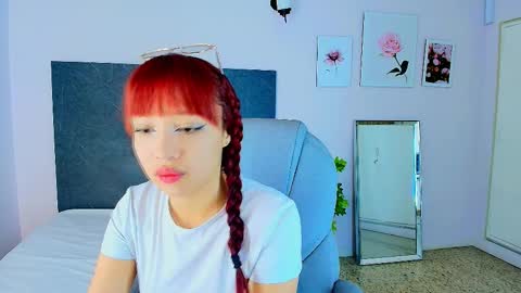 Snapshot of sharon_rosse__ chatting on October 2025 12:14:02 PM sharon_rosse__ online show from October 2025 12:14:02 PM