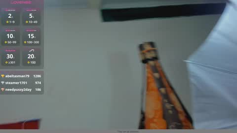 Snapshot of sharoncute16 chatting on January 2025 08:32:02 AM sharoncute16 online show from January 2025 08:32:02 AM