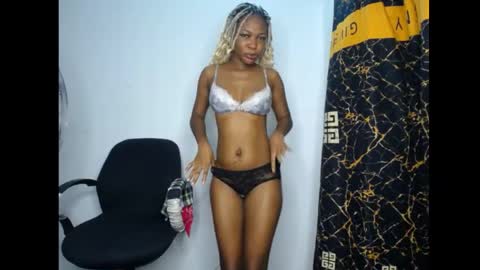 Snapshot of sharonlove8 chatting on May 2026 05:12:01 AM sharon online show from May 2026 05:12:01 AM