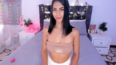 Sharon Independent model online show from December 2024 07:49:01 PM