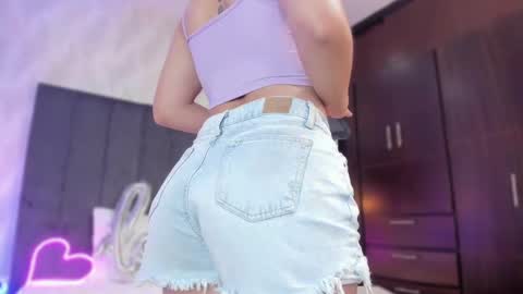 Sharon online show from February 2025 04:01:01 AM