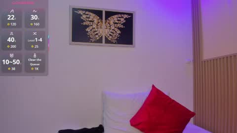 Snapshot of sharonscothh chatting on April 2026 08:47:01 PM sharonscothh online show from April 2026 08:47:01 PM