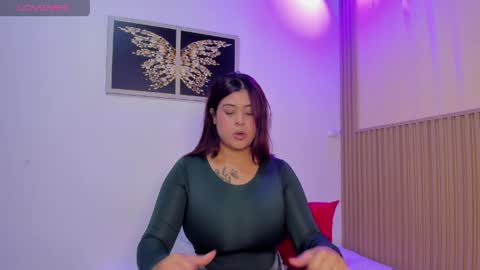 Snapshot of sharonscothh chatting on April 2026 08:26:01 PM sharonscothh online show from April 2026 08:26:01 PM