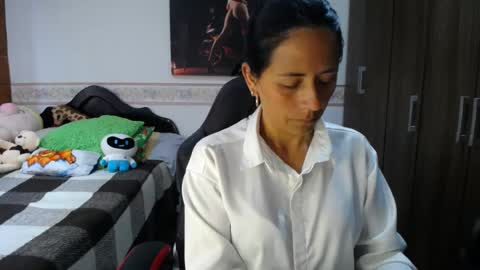 Snapshot of sharoon__cherry_ chatting on July 2026 02:37:02 PM sharon online show from July 2026 02:37:02 PM