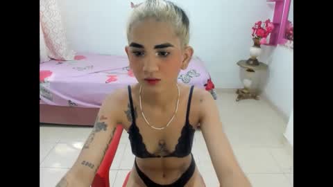 shary_lan online show from April 2026 02:22:01 PM