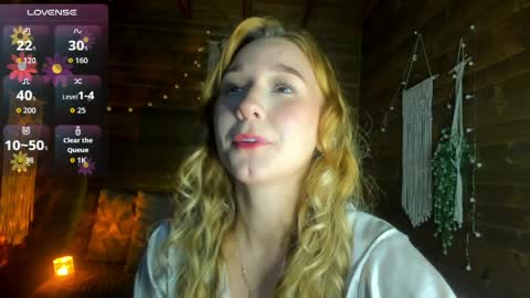 Shantall online show from April 2026 11:46:02 PM