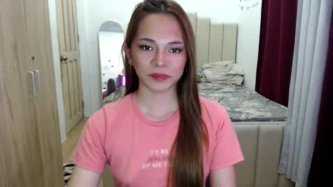 shawniee 3 online show from December 2025 05:04:02 AM