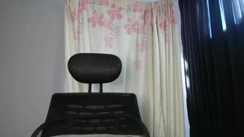 Shayna online show from December 2024 02:08:02 PM