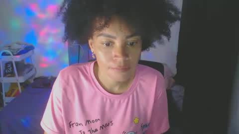 Shayna online show from February 2025 12:11:02 PM