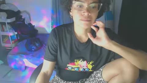 Shayna online show from February 2025 05:41:01 AM